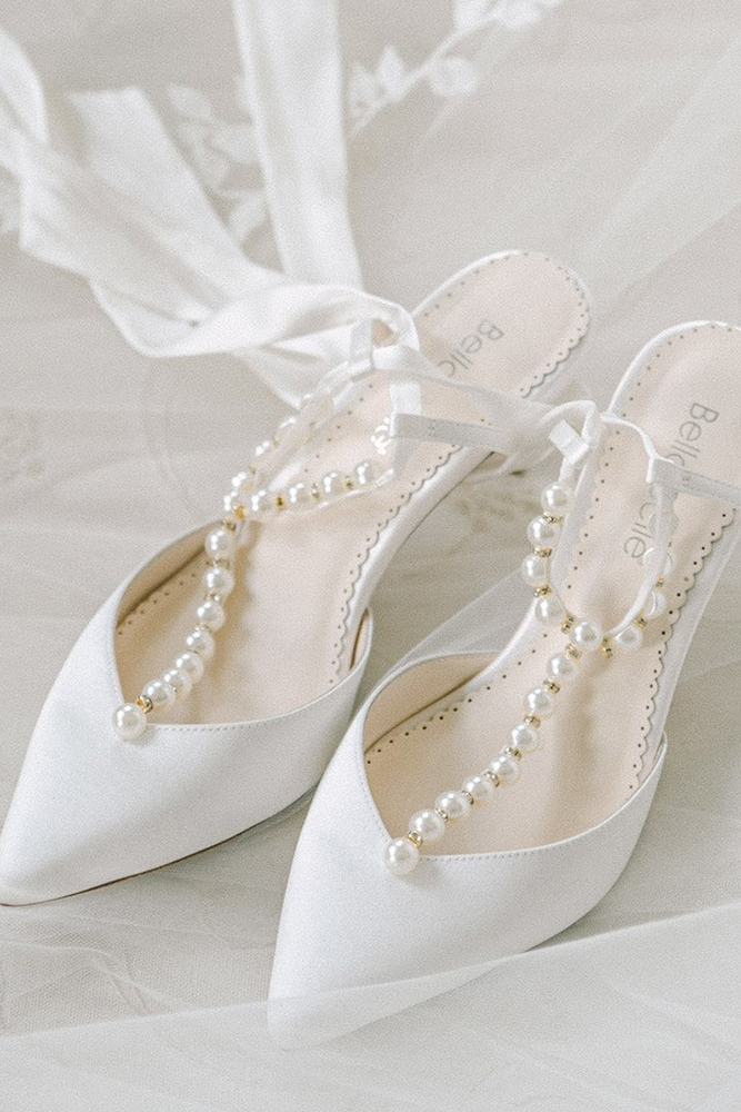  how to choose wedding shoes white with pearls bella belle shoes