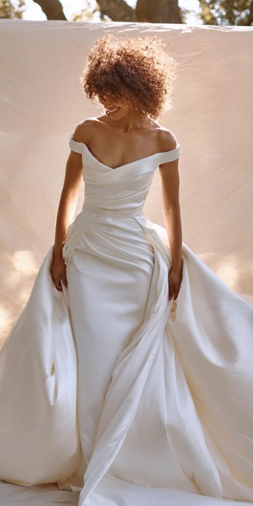 Off the Shoulder Satin Wedding Dresses Simple Minimalist Wedding Gowns –  Viniodress