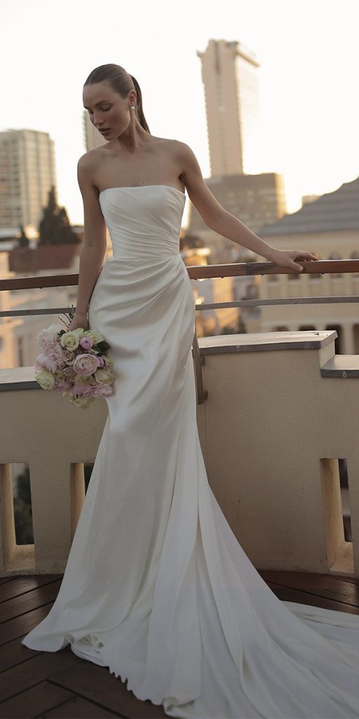trendy wedding dresses simple strapless neckline sexy lihi hod