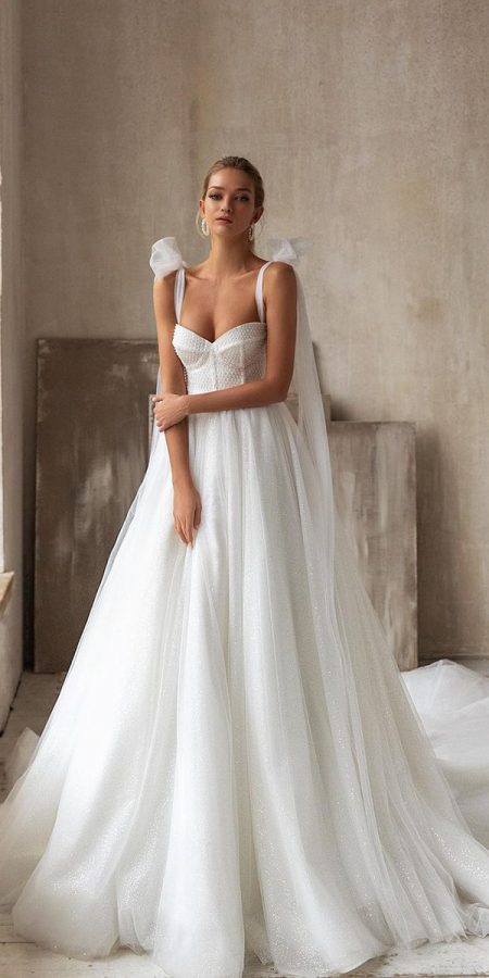 Simple Wedding Dresses For Cute Brides Wedding Dresses Guide