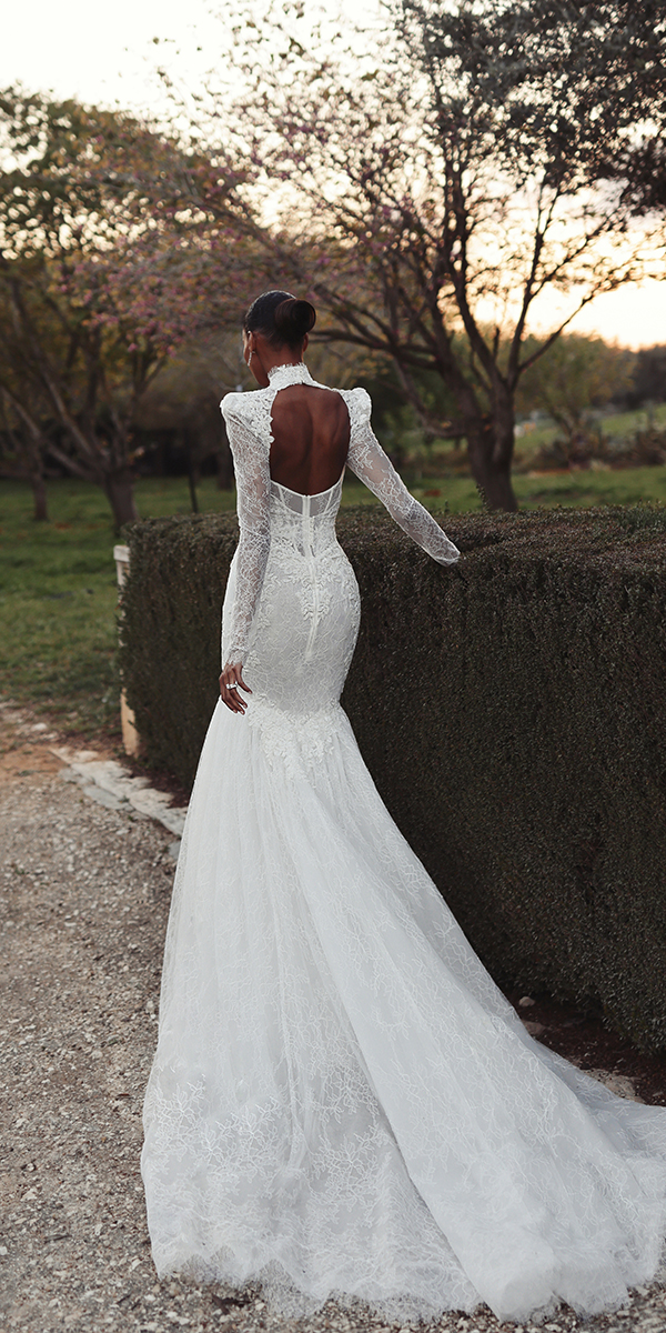 lace back wedding dresses fit and flare with long sleeves pninatornai