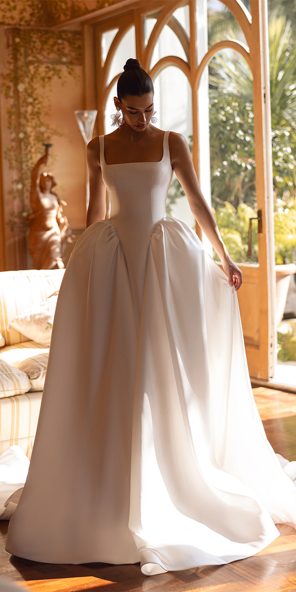 modest wedding dresses simple corset tinavalerdi