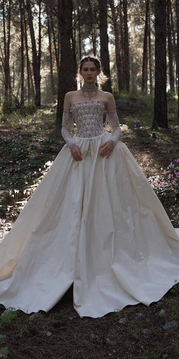 vintage wedding dresses 1920s ball gown strapless neckline jeweled kimkassas