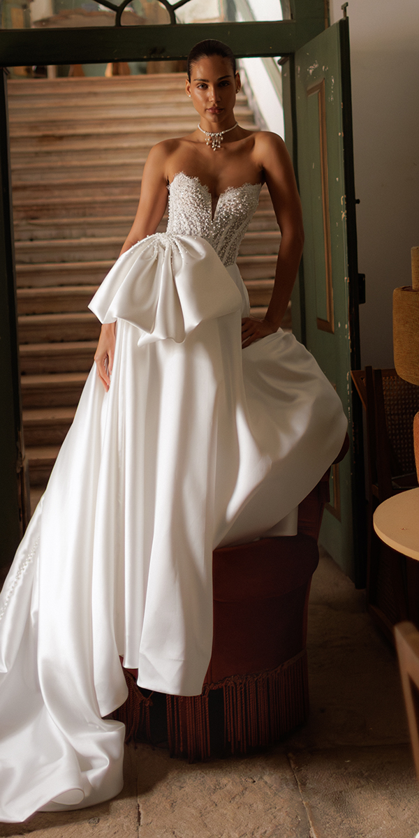 simple wedding dresses strapless neckline elegant wonaconcept