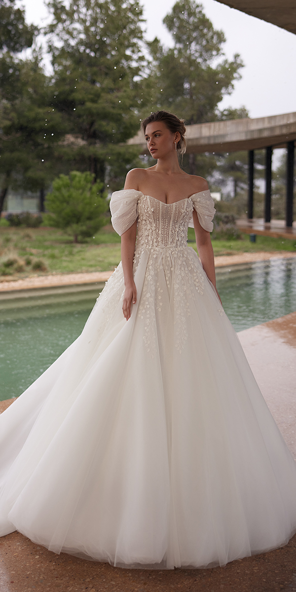 eva lendel less is more v collection off the shoulder a line vida