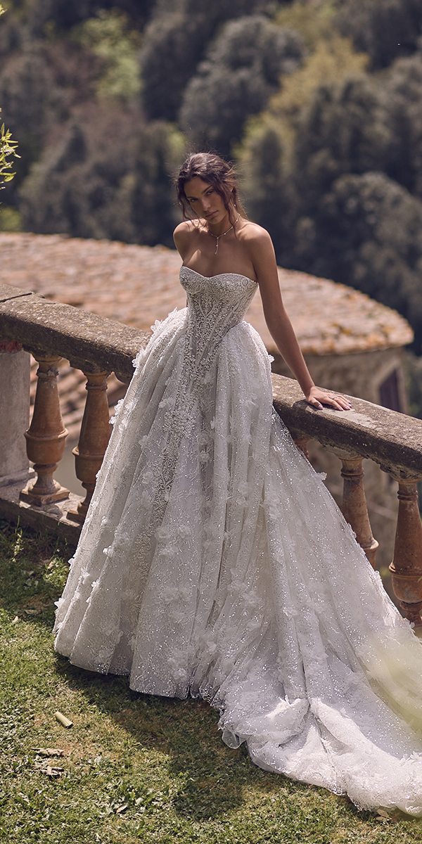 wona concept amore in fiore couture collection sweetheart neckline vintage floral hecate