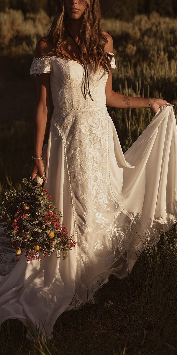 dreamers and lovers boho wedding dresses sheath lace rustic