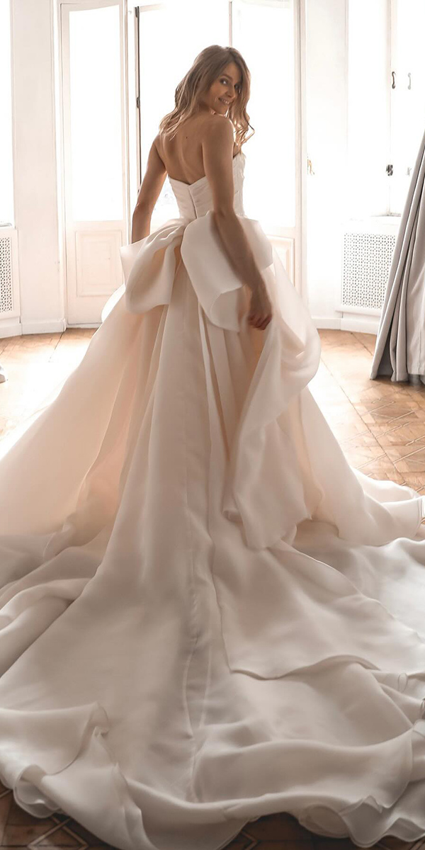 ivory wedding dresses ball gown simple bottega