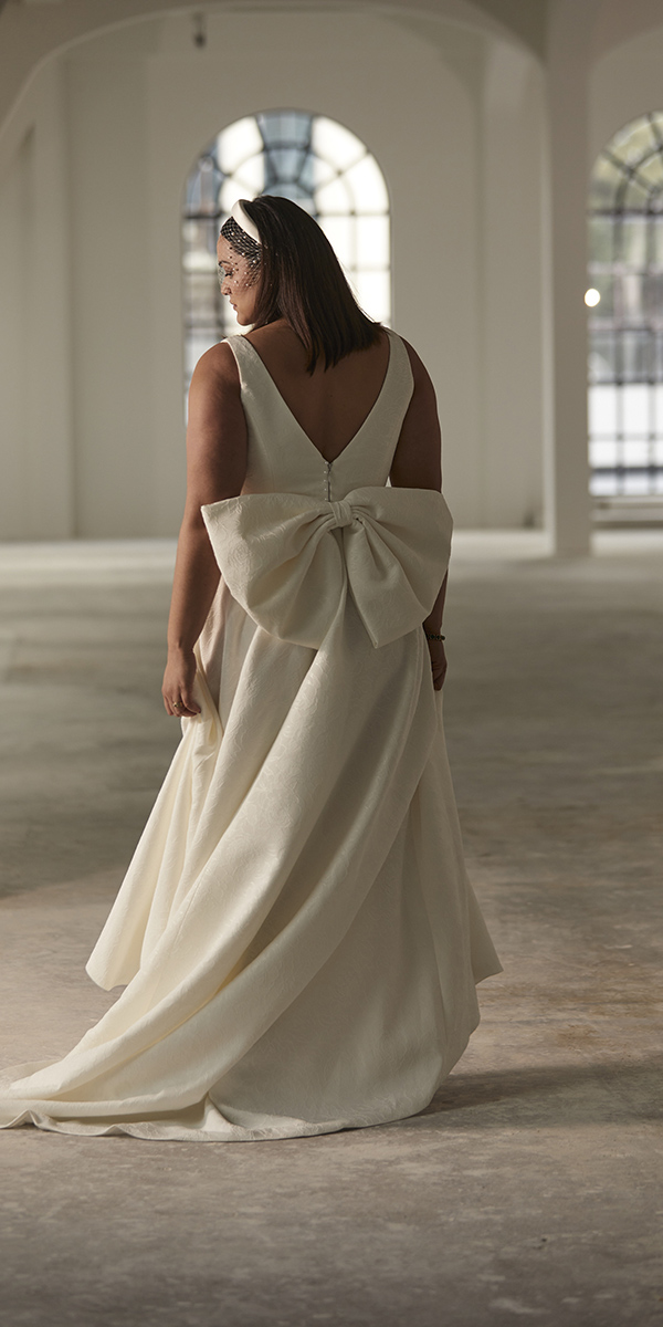 ivory wedding dresses simple v back with bow heracouture