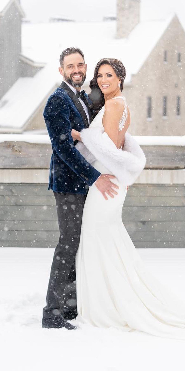 winter wedding dresses simple with fur pninatornai