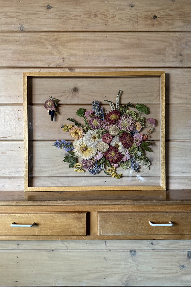 how to preserve your wedding bouquet expert tips