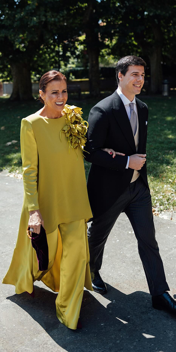 mother of the groom dresses simple yellow vintage kinvitadas