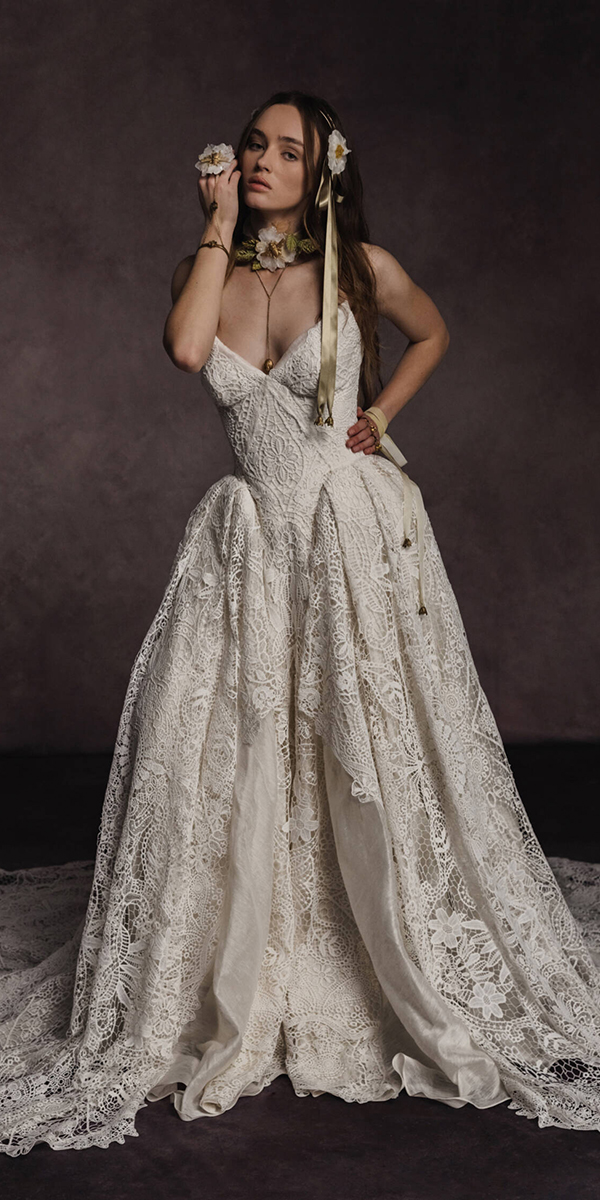 bohemian wedding dresses lace sweetheart neckline ruedeseine