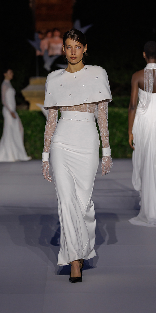 wona concept and eva lendel show in barcelona simple with lace