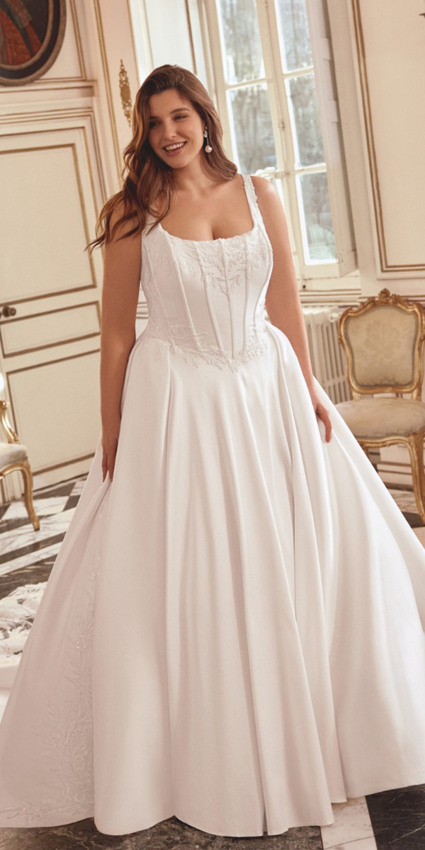 plus size wedding dresses strapless neckline with lace basque waist justinalexander