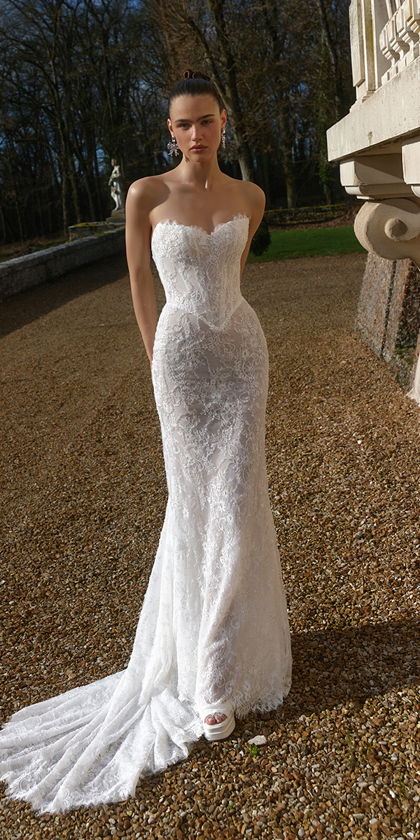 wona concept maison blanche sheath lace strapless neckline Code