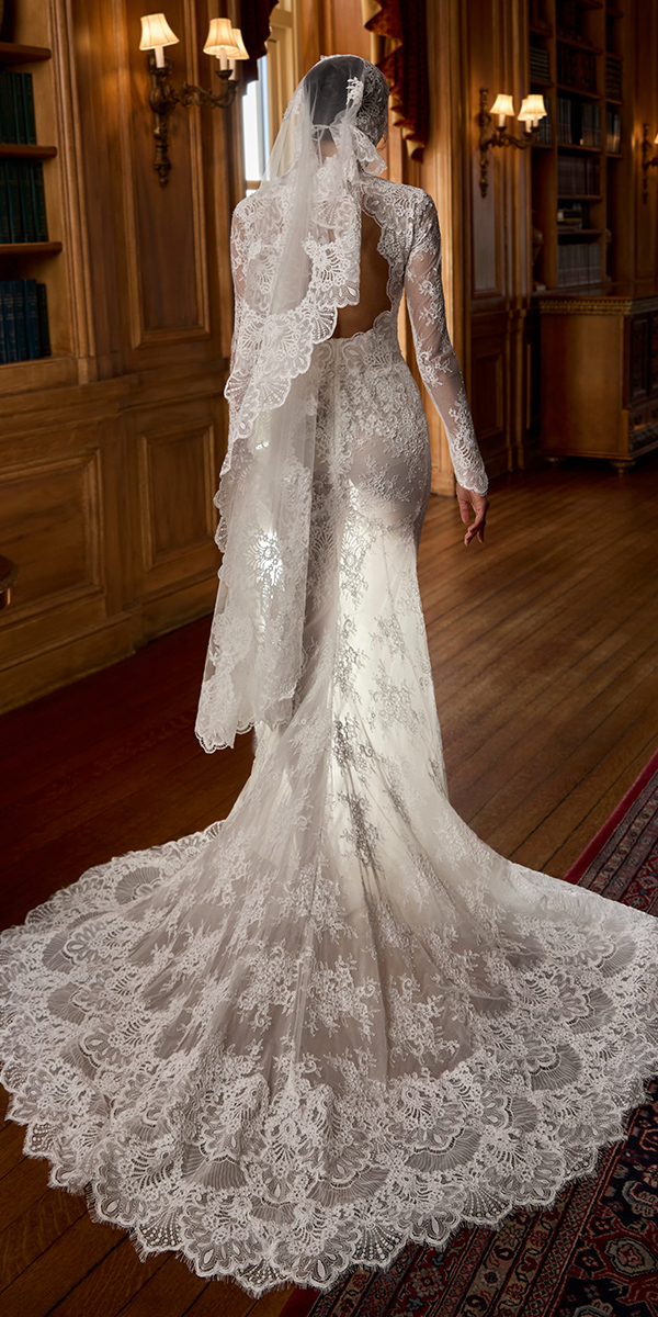vintage wedding dresses 1920s with train lace veil leegrebenau
